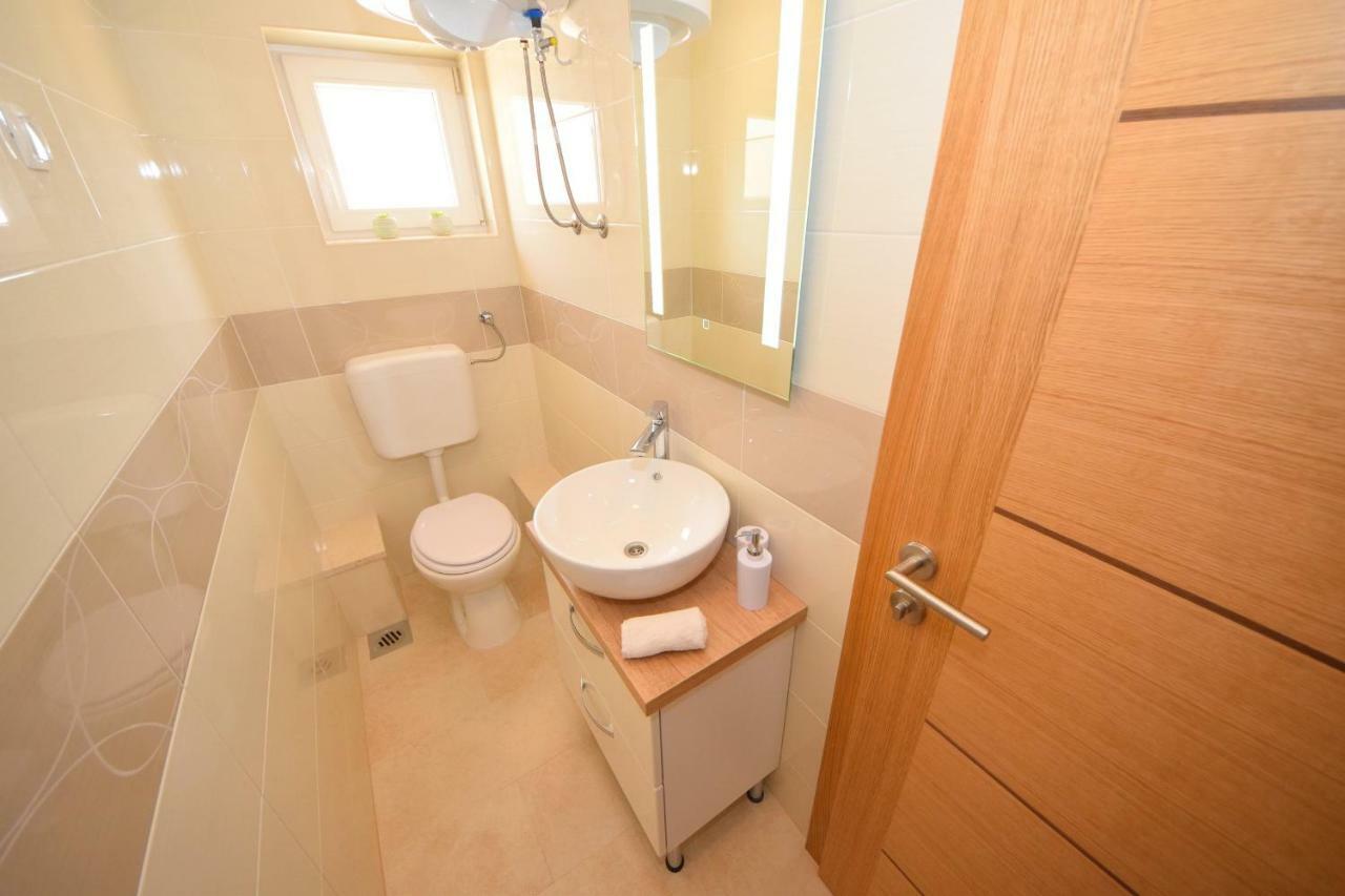 Luxury Penthouse With Jacuzzi In Orebic Exterior photo